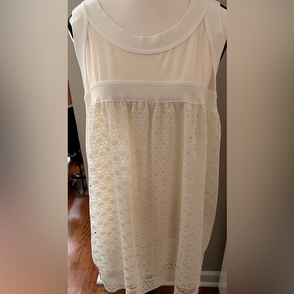 Elegant White Lace Top
